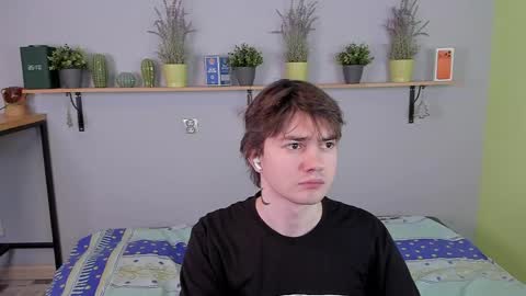 Edgar online show from 04-12-26, 10:26