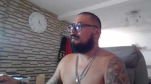 edgarram83 online show from 09-22-25, 06:21