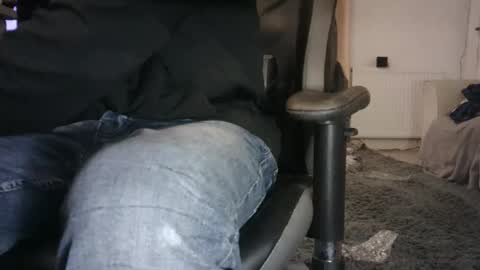 edged biker online show from 01-03-25, 06:35