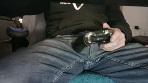 edged biker online show from 03-08-26, 08:01