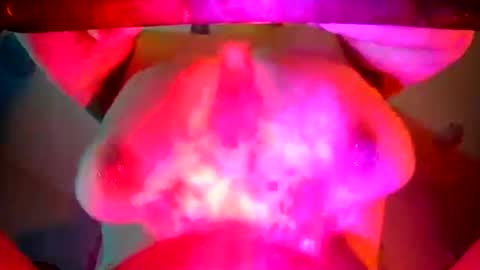 Snapshot of edgeofinsanity13 chatting on 02-12-25, 12:58 Angel online show from 02-12-25, 12:58