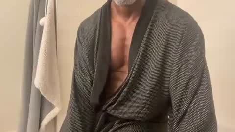 Dad online show from 03-11-25, 02:43