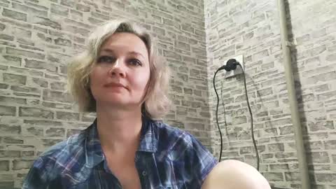 Snapshot of edithmanning chatting on 01-14-25, 09:13 edithmanning online show from 01-14-25, 09:13