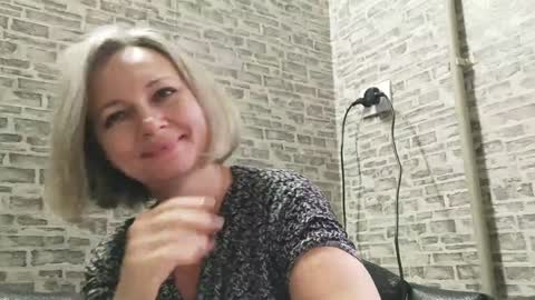 Snapshot of edithmanning chatting on 01-16-25, 09:05 edithmanning online show from 01-16-25, 09:05