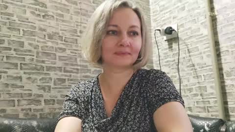 Snapshot of edithmanning chatting on 01-16-25, 12:53 edithmanning online show from 01-16-25, 12:53