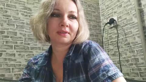 Snapshot of edithmanning chatting on 01-18-25, 07:38 edithmanning online show from 01-18-25, 07:38