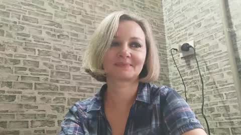 Snapshot of edithmanning chatting on 01-22-25, 06:10 edithmanning online show from 01-22-25, 06:10