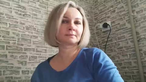 Snapshot of edithmanning chatting on 02-10-25, 06:20 edithmanning online show from 02-10-25, 06:20