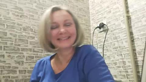 Snapshot of edithmanning chatting on 02-11-25, 06:33 edithmanning online show from 02-11-25, 06:33