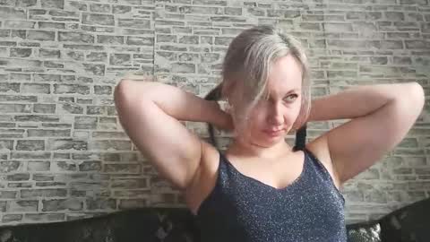 Snapshot of edithmanning chatting on 03-05-25, 08:10 edithmanning online show from 03-05-25, 08:10