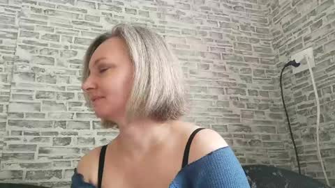 Snapshot of edithmanning chatting on 03-10-25, 06:05 edithmanning online show from 03-10-25, 06:05