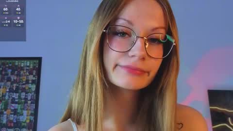 Snapshot of edlin_gail chatting on 11-16-25, 01:33 Edlin Gali online show from 11-16-25, 01:33