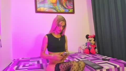Snapshot of ednajarat chatting on 06-10-26, 09:46 ednajarat online show from 06-10-26, 09:46