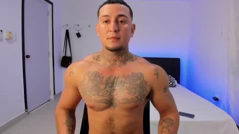 Snapshot of eduar_wild chatting on 02-10-26, 03:10 Eduar Wild online show from 02-10-26, 03:10