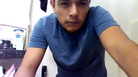 eduardo0084 online show from 02-05-25, 04:16