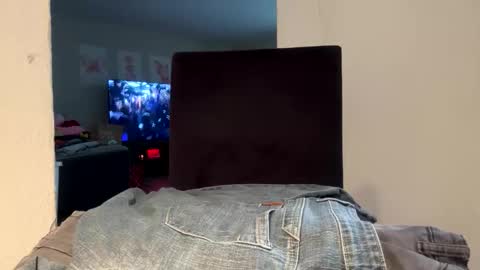 edward2736 online show from 01-10-26, 03:03