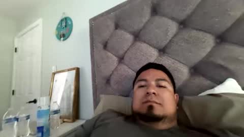 Snapshot of edward9092 chatting on 06-05-26, 06:24 edward9092 online show from 06-05-26, 06:24
