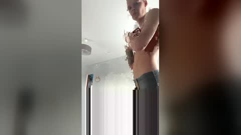 Snapshot of edward_secret chatting on 02-26-26, 11:09 edward_secret online show from 02-26-26, 11:09