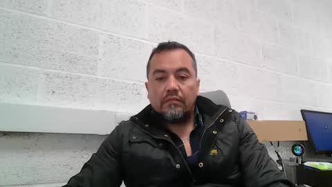 Snapshot of edwill13 chatting on 05-14-26, 09:49 EdM online show from 05-14-26, 09:49
