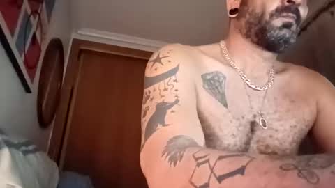 Snapshot of eemmee708927 chatting on 10-10-25, 08:08 eemmee708927 online show from 10-10-25, 08:08