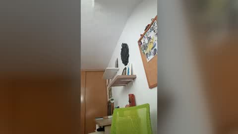 eemmee708927 online show from 06-28-26, 02:23