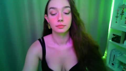 effie_balconii online show from 03-08-26, 12:42