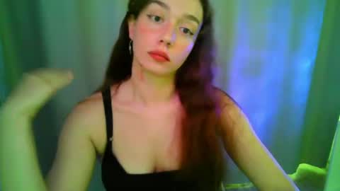 Snapshot of effie_balconii chatting on 06-28-26, 02:23 effie_balconii online show from 06-28-26, 02:23