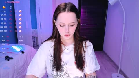 Effie online show from 01-25-25, 12:26