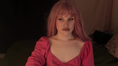 Effie Mur online show from 12-10-24, 12:38