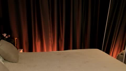 Effie Mur online show from 02-19-26, 09:00