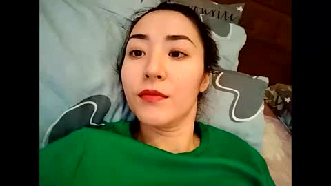 Effy online show from 12-17-24, 08:56