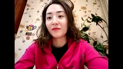 Effy online show from 12-18-24, 08:14