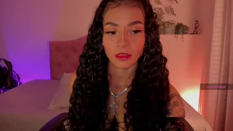 Snapshot of effy_cb chatting on 01-19-25, 07:46 effy online show from 01-19-25, 07:46