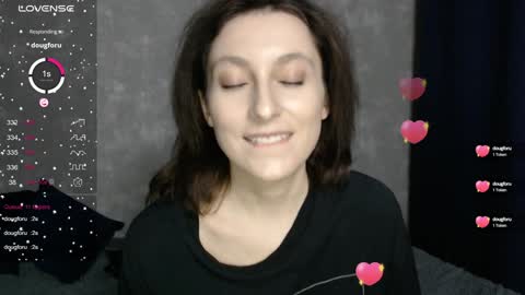 Snapshot of effy_gray chatting on 12-13-24, 10:08 Anna online show from 12-13-24, 10:08