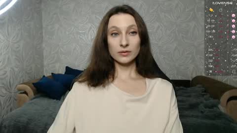 Snapshot of effy_gray chatting on 04-25-26, 12:02 Anna online show from 04-25-26, 12:02