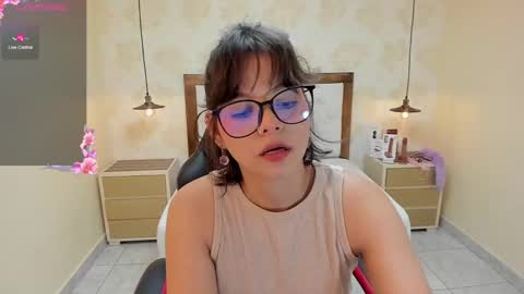 Snapshot of effystonnem chatting on 12-07-24, 07:43 E F F Y online show from 12-07-24, 07:43