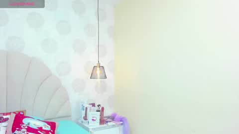 Snapshot of effystonnem chatting on 01-04-25, 07:02 E F F Y online show from 01-04-25, 07:02