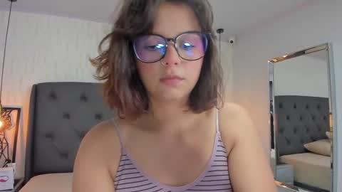 Snapshot of effystonnem chatting on 02-24-25, 07:30 E F F Y online show from 02-24-25, 07:30