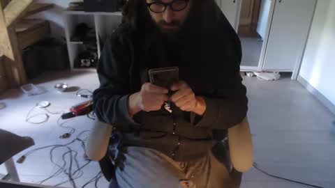 eighthundredeightyeight online show from 05-18-26, 09:48