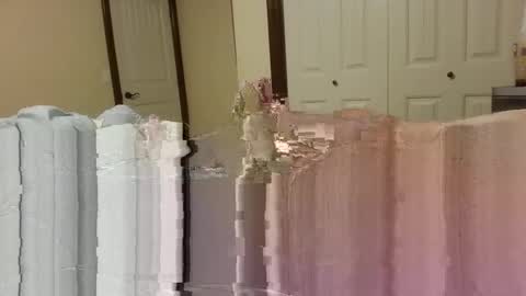 Snapshot of eightinch73 chatting on 10-25-25, 04:20 eightinch73 online show from 10-25-25, 04:20