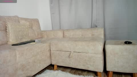 Snapshot of eileenestrada chatting on 11-20-25, 10:31 Eileen from your heart online show from 11-20-25, 10:31