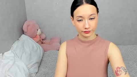 eileenmoores online show from 02-25-26, 02:48