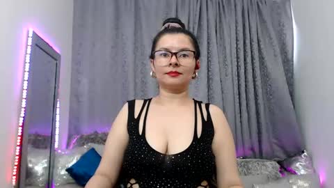 Eileen online show from 06-19-26, 06:45