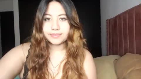 EIMY   MODEL INDEPENDENT online show from 02-09-25, 06:01