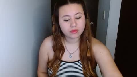 EIMY   MODEL INDEPENDENT online show from 02-18-25, 02:49