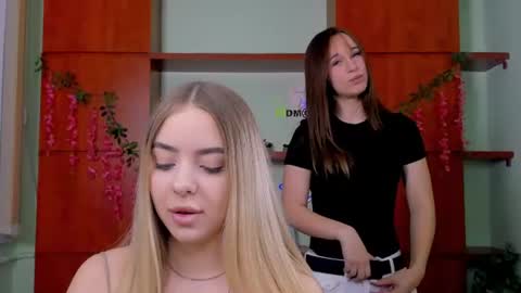 Snapshot of eira_mouse chatting on 07-19-26, 08:40 Sweet Eira online show from 07-19-26, 08:40