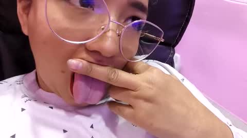 Eirene online show from 11-29-25, 09:23