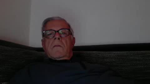 eisbaer1957 online show from 12-11-24, 06:09