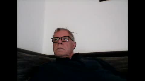 eisbaer1957 online show from 12-22-24, 08:16