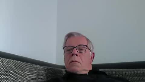 eisbaer1957 online show from 03-02-25, 08:48